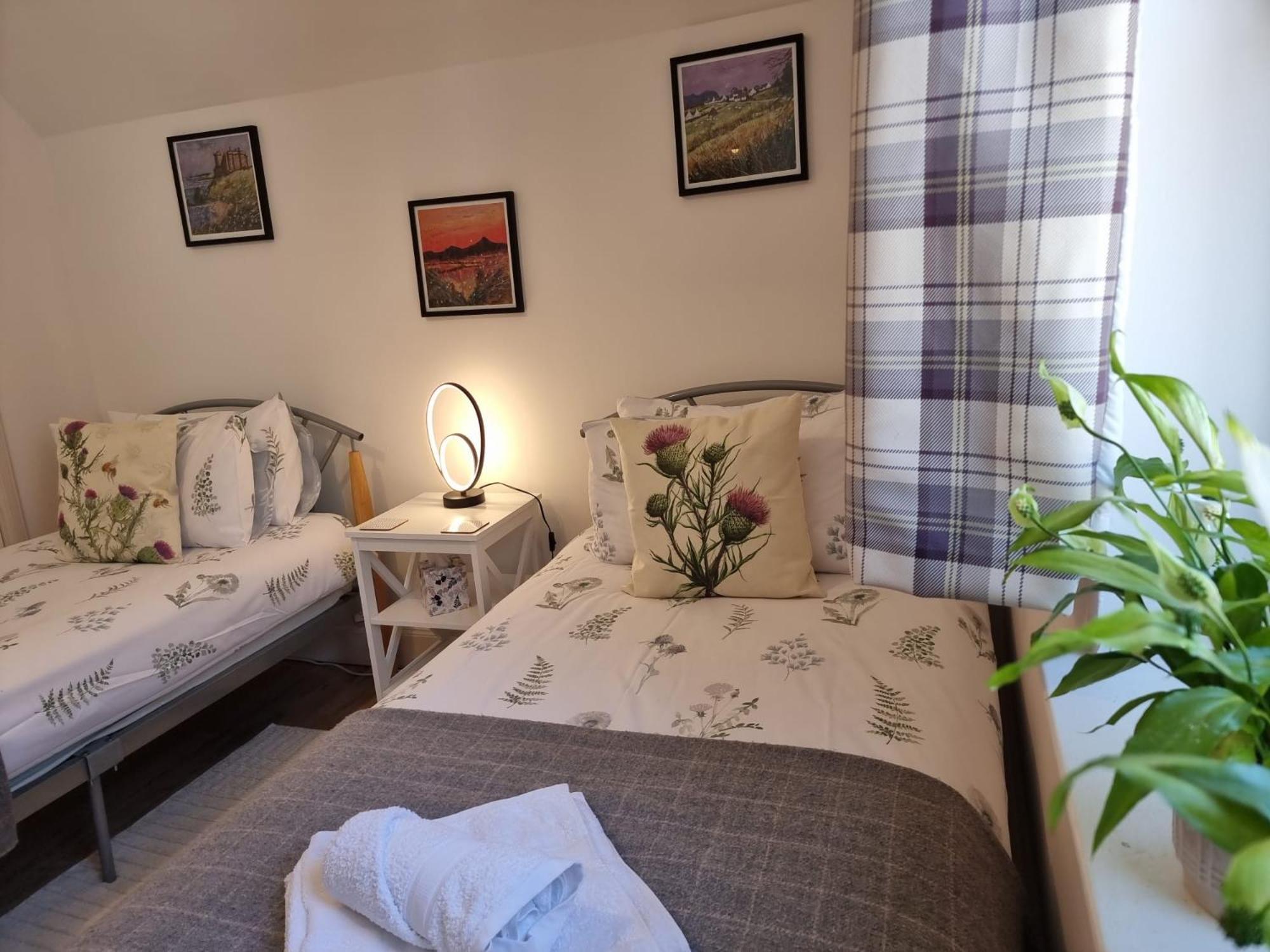 Heart Of Inverness-City Apartment Zewnętrze zdjęcie