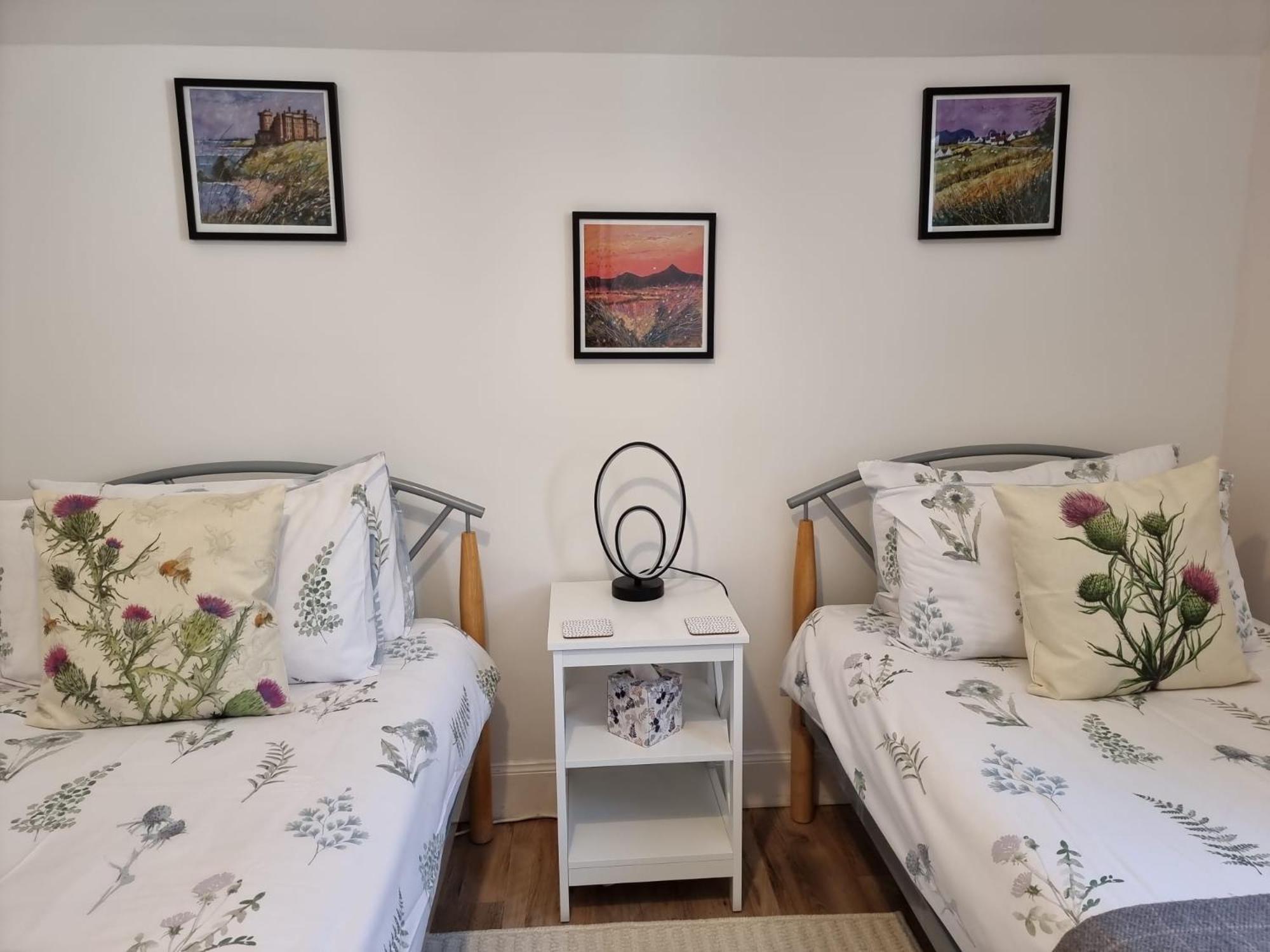 Heart Of Inverness-City Apartment Zewnętrze zdjęcie